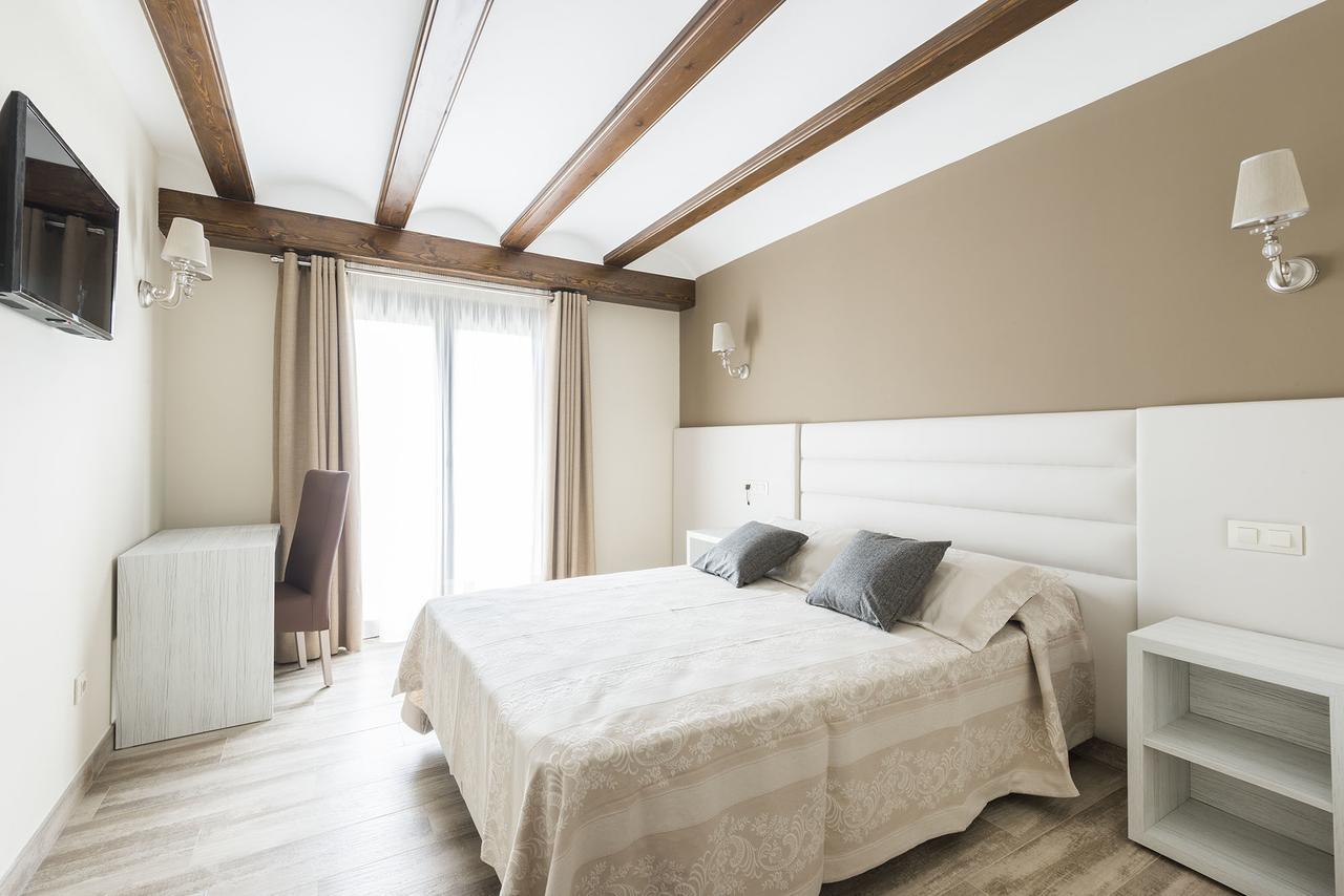 Hotel Atiana Albarracín Εξωτερικό φωτογραφία