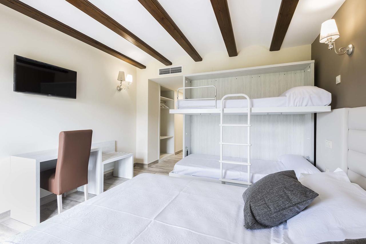 Hotel Atiana Albarracín Εξωτερικό φωτογραφία